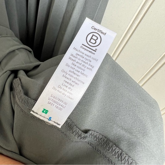 Athleta Size S Pleated Pirouette Layering Dress in Metropolis Grey - Picture 8 of 10